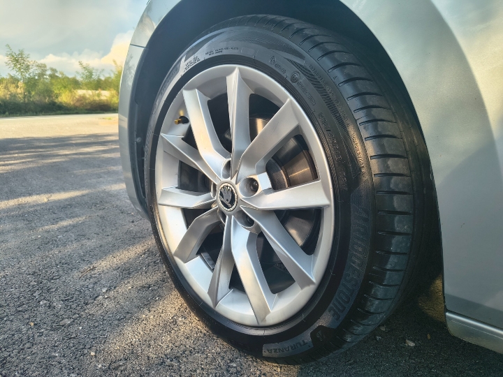 Škoda Superb 1.6 TDI, 118tkm, video