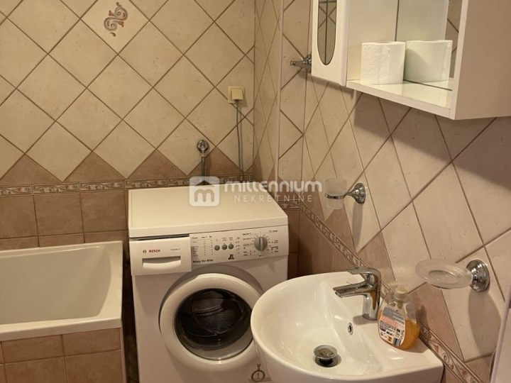 Najam, Opatija, garsonjera, 40m2, terasa
