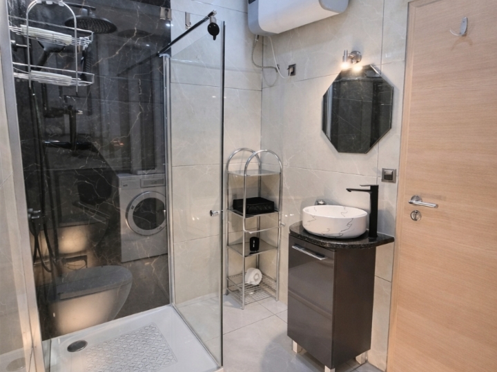 Rijeka, centar grada, najam prekrasnog stana 35m2 na šetnici Korzo