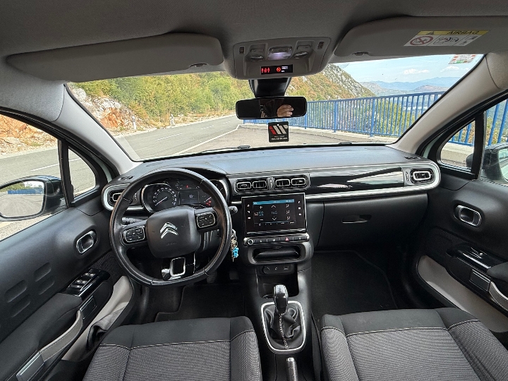 Prodajem Citroen C3, 2018. god.