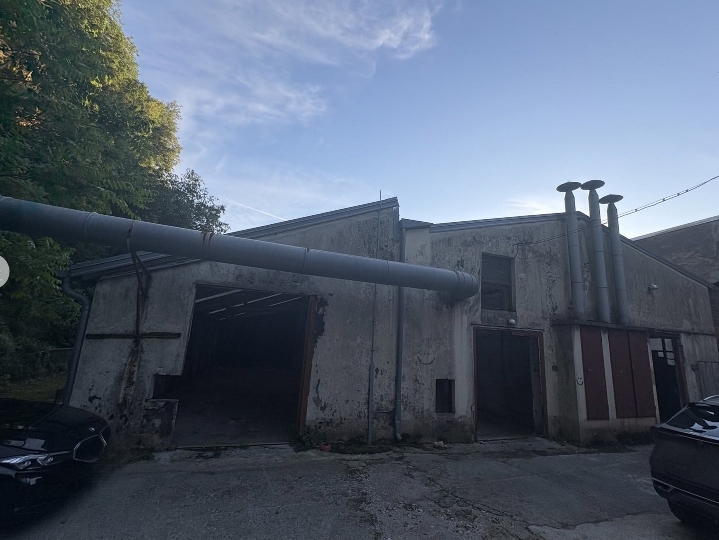 Iznajmljujem skladišni prostor, 5 min od centra grada Rijeke
