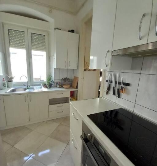 Stan u Centru s 2 apartmana