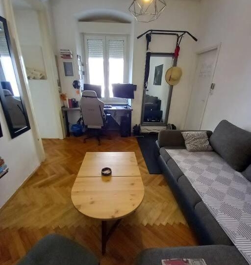 Stan u Centru s 2 apartmana