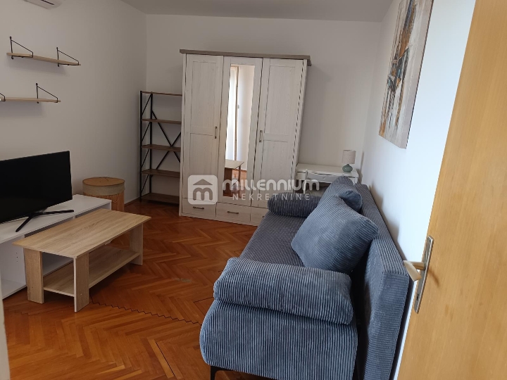 Najam, Donja Drenova, 33m2, 1-sobni stan, lođa