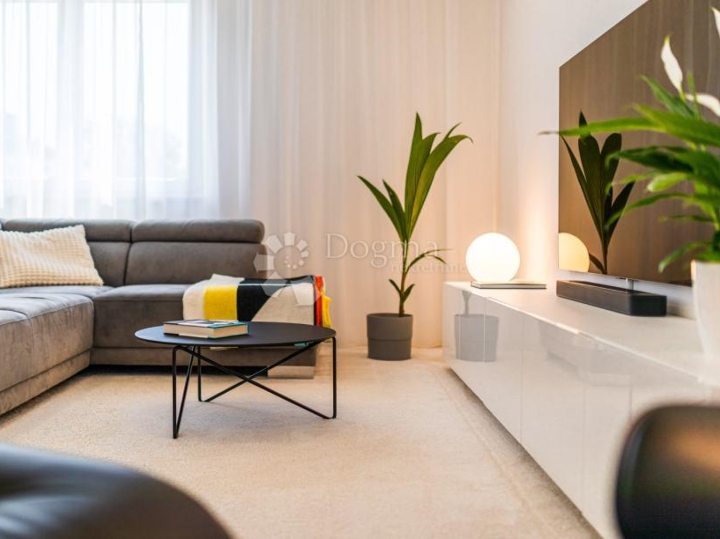 Krk, NJivice, apartman,79 m2m, pogled na more