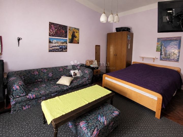 Gospodski stan od 159 m² - 5 min od Korza