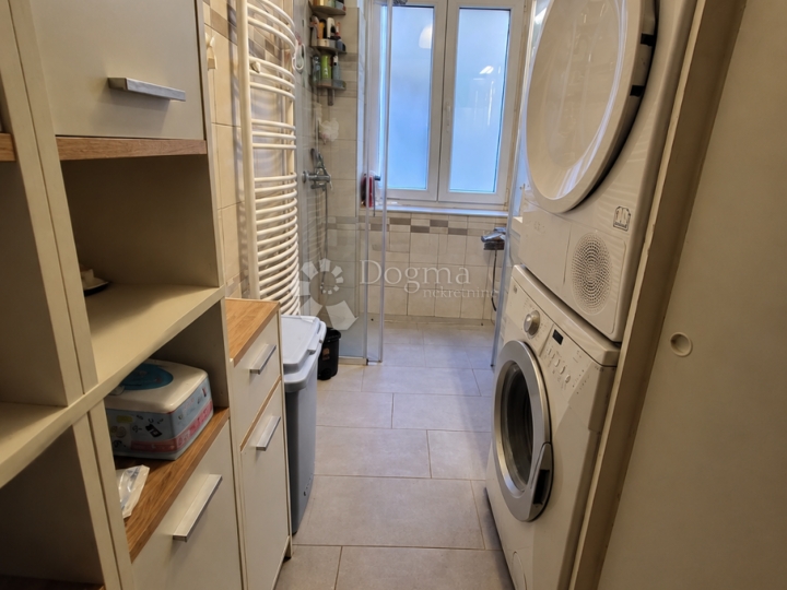 Gospodski stan od 159 m² - 5 min od Korza