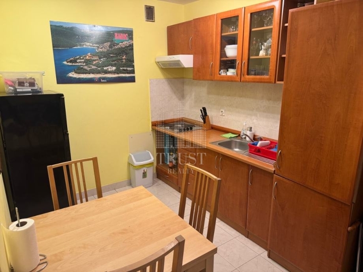 Labin, Rabac - stan u prizemlju, 1S+DB
