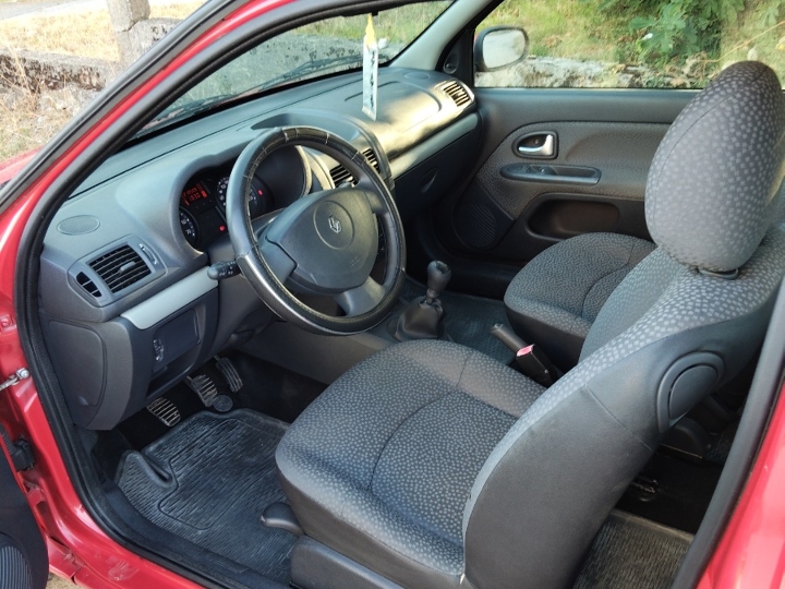 Renault Clio, registriran godinu dana