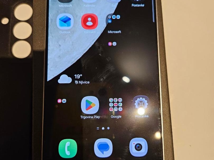 Samsung S25FE