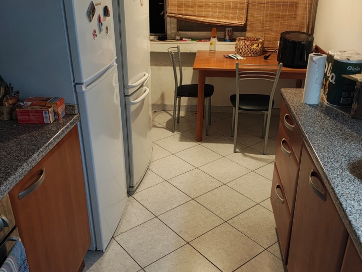 Tražimo 3. cimera/icu, Rijeka, slobodna najveća soba s balkonom