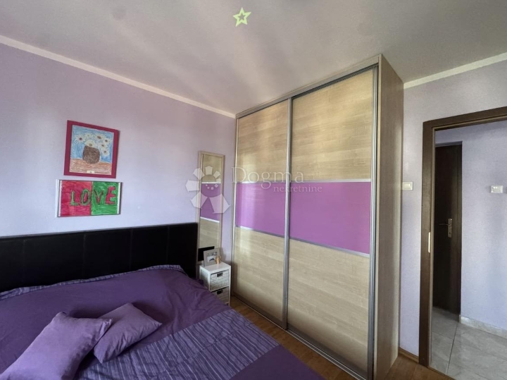 Stan - Turnić/ 1S+DB/ 46.60 m2/ panoramski pogled na more