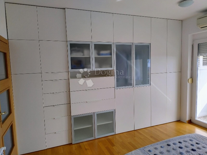 Samo kod nas – Pećine, 71 m², more na 200 m