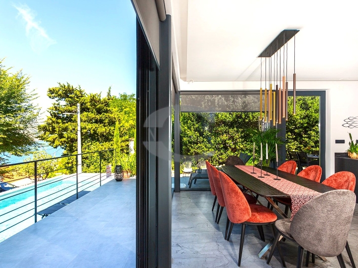 Villa, Kraljevica, 1.red do mora. samo u Consensusu!
