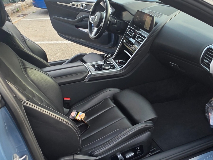 BMW M850i, coupe