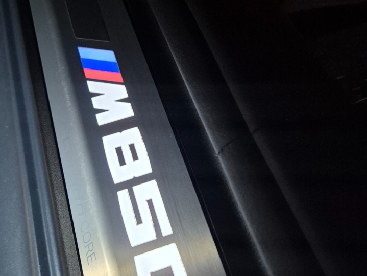 BMW M850i, coupe