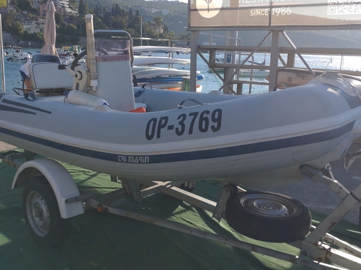 Gumenjak Trimarin 360
