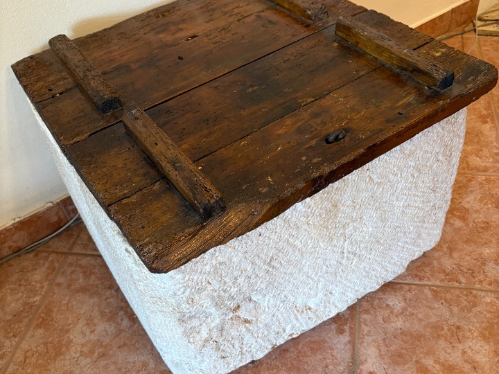Prodajem kamenicu za maslinovo ulje
