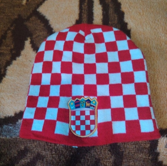 Navijački šalovi i hrvatski šalovi te stvari od Hajduka