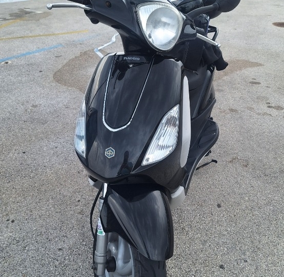 Piaggio Fly 100