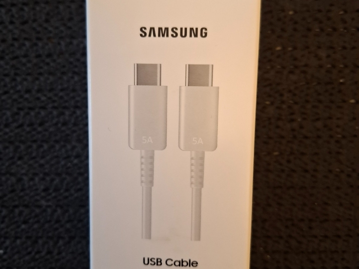 Samsung punjač i kabel