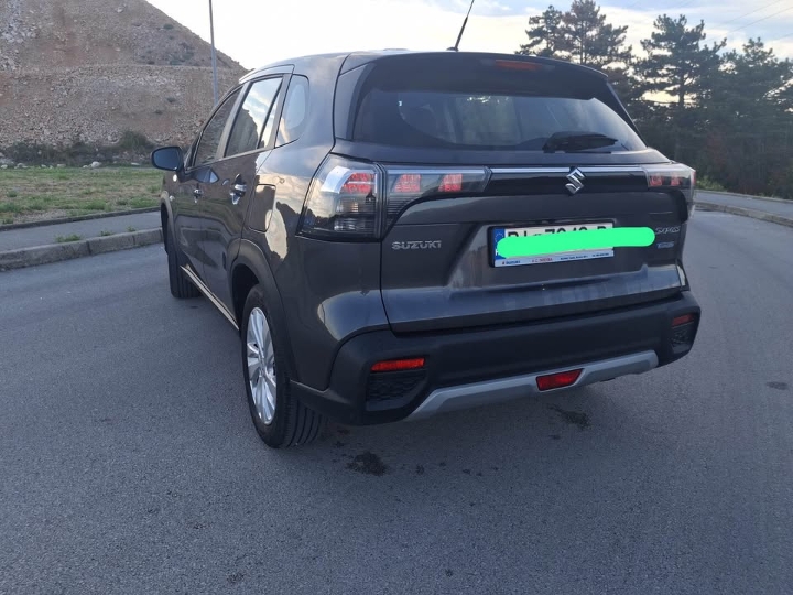 Suzuki SX4