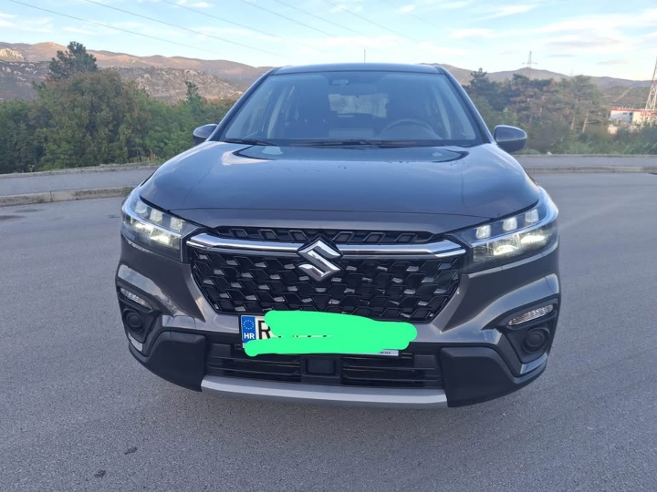 Suzuki SX4