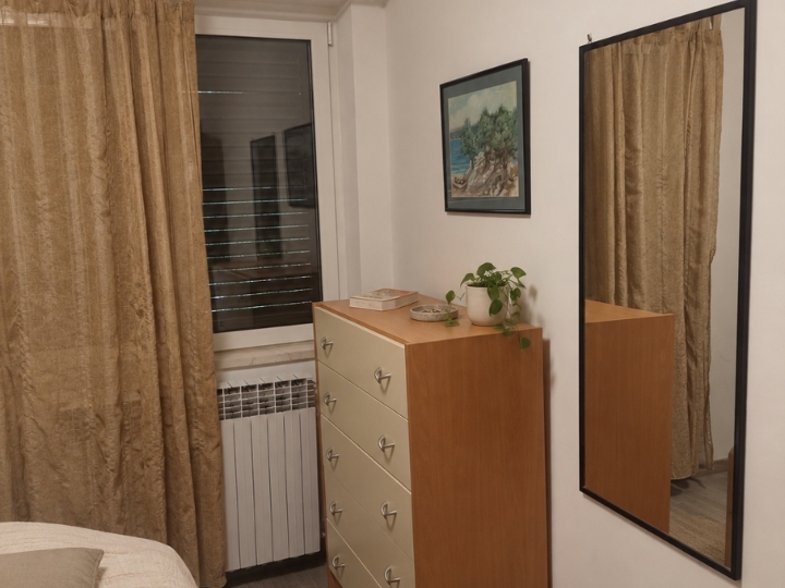 Dugoročni najam stana u centru Matulja, 62 m², 2S+DB, balkon