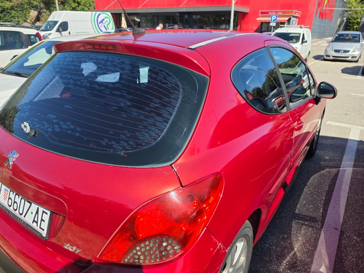 Peugeot, reg. do 15.07.2027