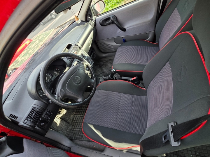 Opel Corsa B 1.4 benzin – 1997. godište – prvi vlasnik