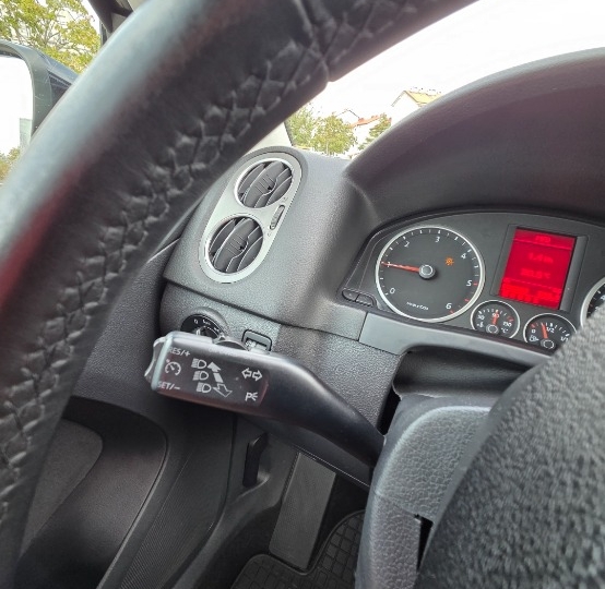 VW Tiguan 2.0 tdi, 4X4 Automatic, HR auto, servisna