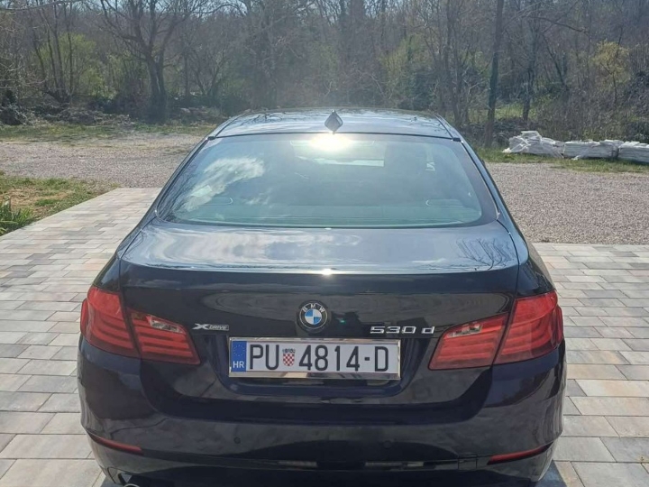 BMW 530 XD, 2013.g., dizel, garažiran, servisiran, reg. 05./2027.