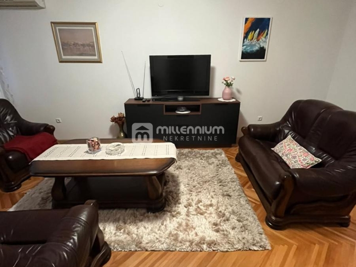 Rijeka, Donji Zamet, 66.20m2, 2S+DB, lođa, pogled na more