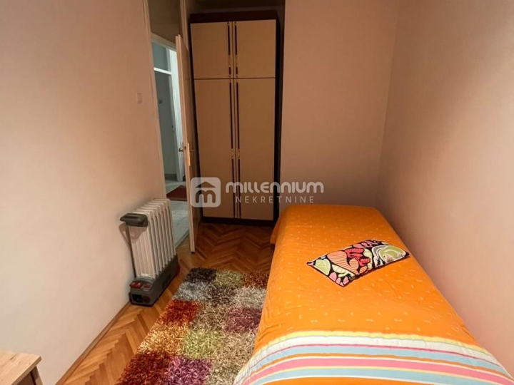 Rijeka, Donji Zamet, 66.20m2, 2S+DB, lođa, pogled na more