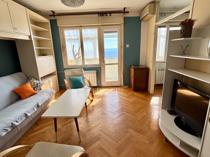 Gornja Vežica, Rijeka - sunčan stan s panoramskim pogledom