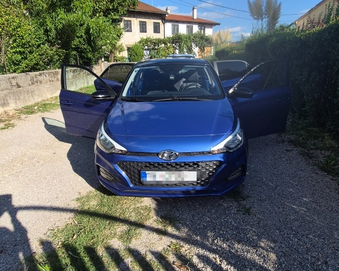 Prodajem Hyundai I20 FL 1.2 DOHC 84 KS, vatrena edicija, 65.000 km