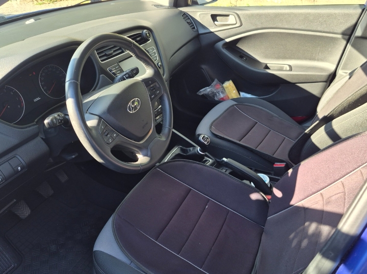 Prodajem Hyundai I20 FL 1.2 DOHC 84 KS, vatrena edicija, 65.000 km