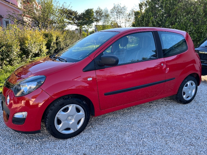 Renault Twingo 1.2 , 16 V, reg. do 08/2027. god., odličan