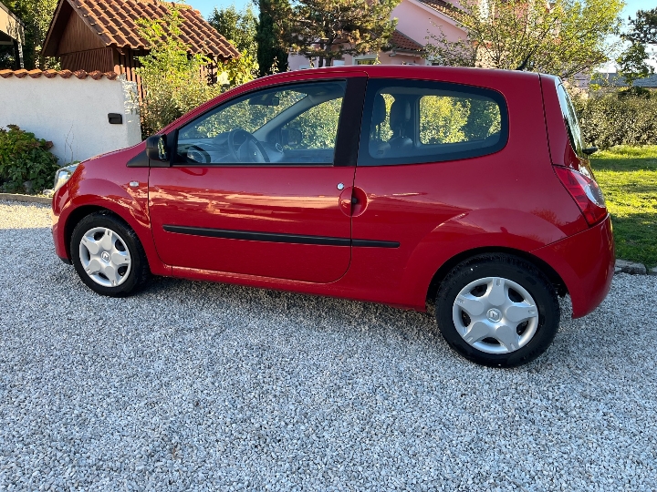 Renault Twingo 1.2 , 16 V, reg. do 08/2027. god., odličan