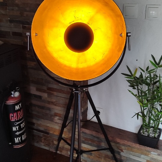 Podna lampa 135 cm