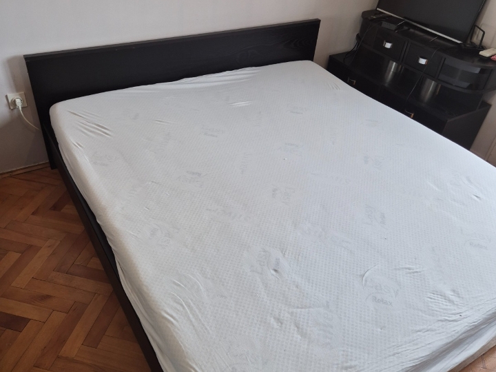 Prodajem ormar, komode i krevet Meblo