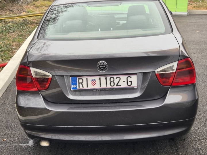 BMW e90 318d 2.0 turbodiesel