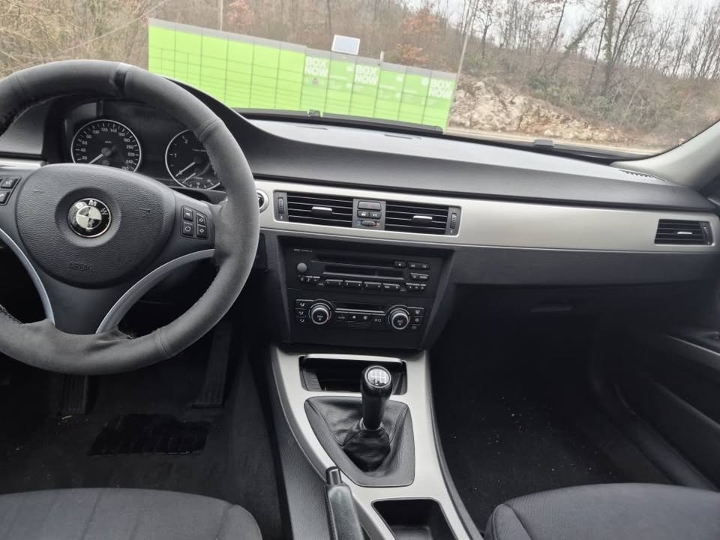 BMW e90 318d 2.0 turbodiesel