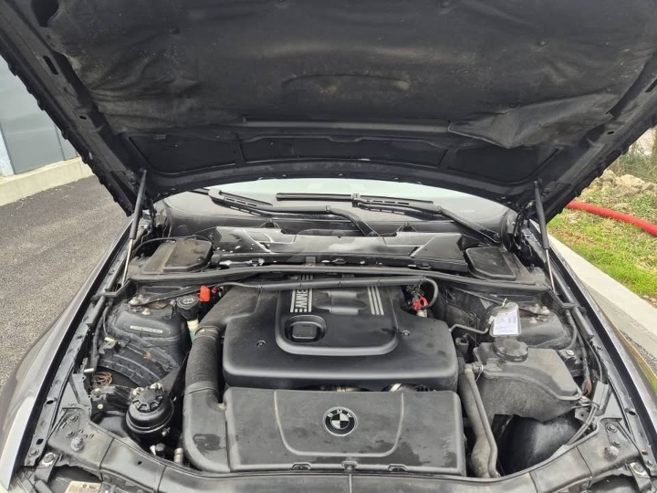 BMW e90 318d 2.0 turbodiesel