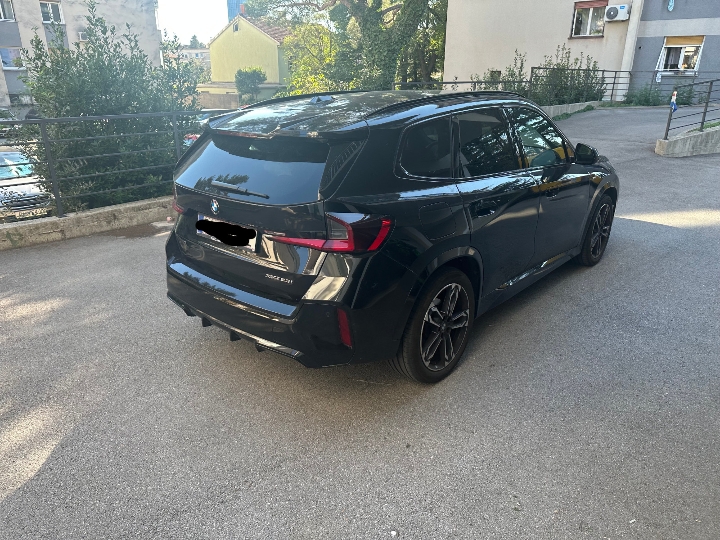 BMW X1 xDrive23i, 2025. godište