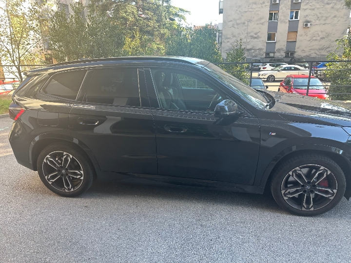 BMW X1 xDrive23i, 2025. godište