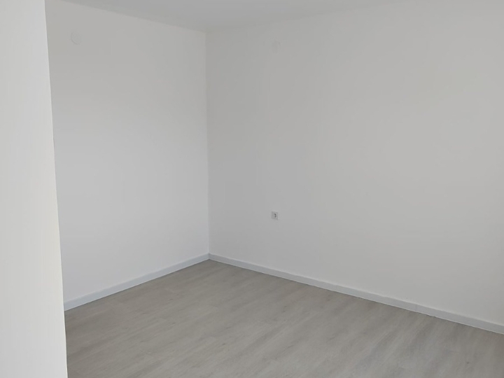Iznajmljujem jednosobni stan – RIjeka, Brajda
