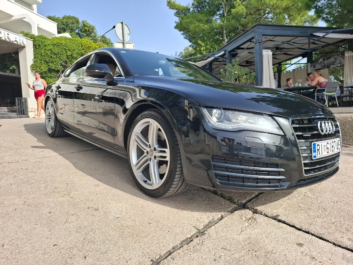 Audi A7 3.0 TDI Quattro Exclusive oprema bez ulaganja! Odličan!