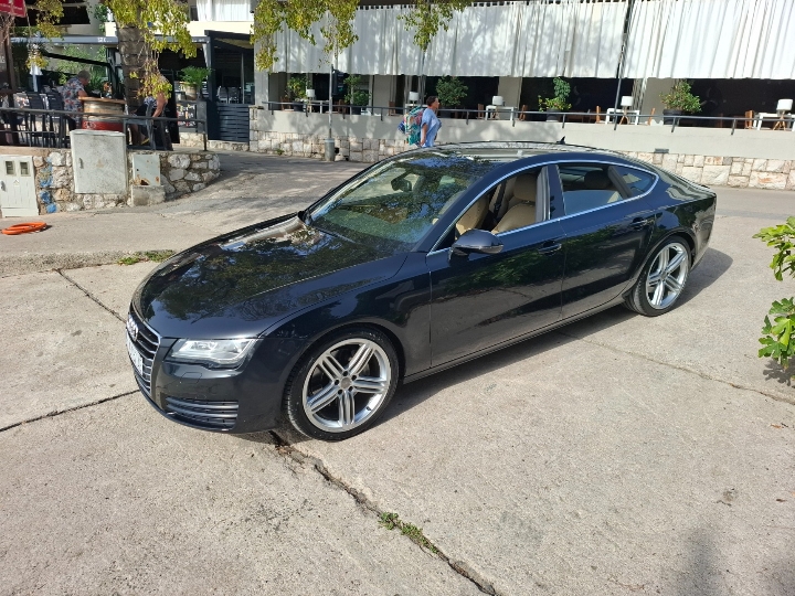 Audi A7 3.0 TDI Quattro Exclusive oprema bez ulaganja! Odličan!