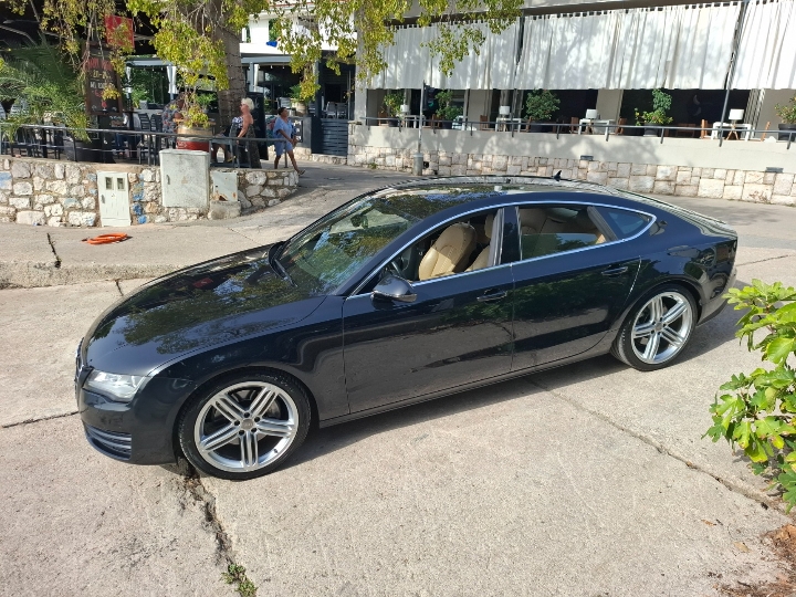 Audi A7 3.0 TDI Quattro Exclusive oprema bez ulaganja! Odličan!